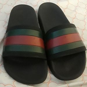 Mens Gucci pursuit slides